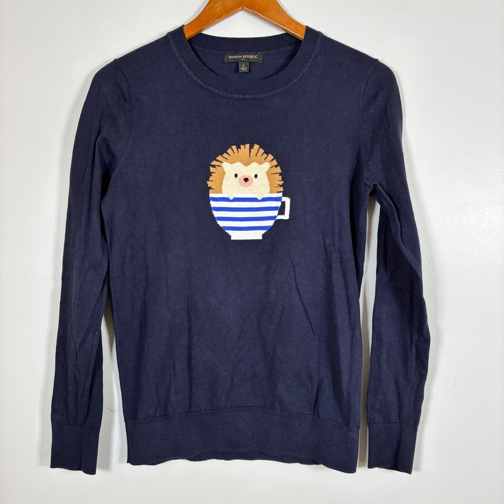 Banana Republic Sweater S Hedgehog Teacup Cotton Whimsical Preppy Cottage Cute